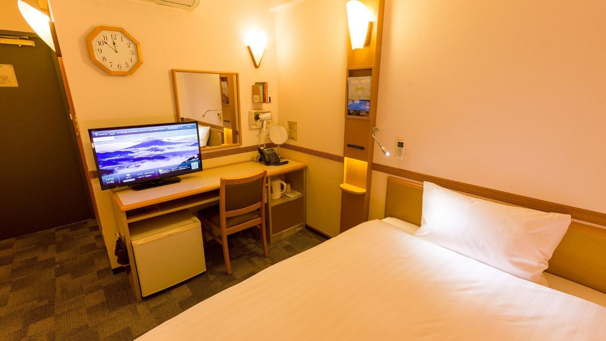 Toyoko Inn Shin-Osaka Chuo-Guchi Shinkan Zimmer foto